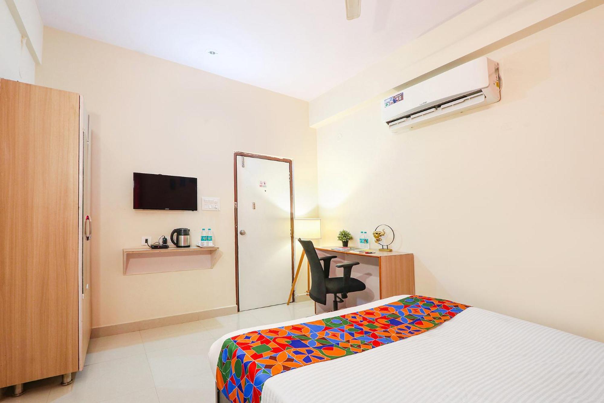 Fabhotel Namaha Suites - Nr Hyderabad International Airport, Shamshabad Екстериор снимка